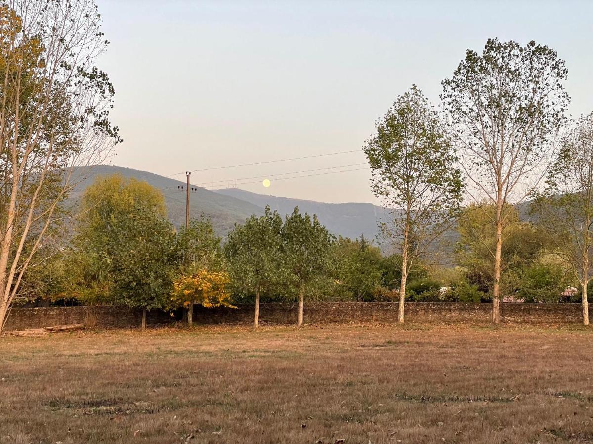 Quinta Do Areal Apartment Lousa  Bagian luar foto